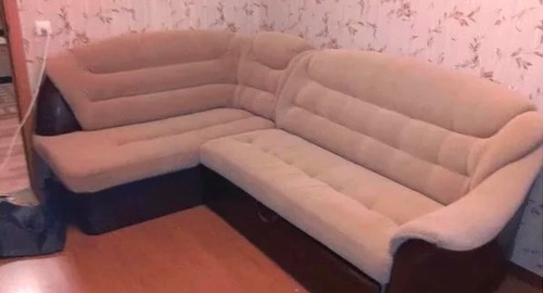 Перетяжка углового дивана. Мещовск